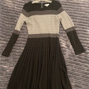 Calvin Klein Two-Tone Cable-Knit Long Sleeve Midi Dress - Black & Gray